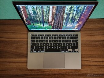 MacBook Air 2020 | i7 • 8GB • 512GB SSD - 4