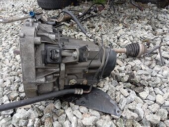 Prevodovka na Renault Thalia 1.2 55kw 112 000 km rok 2011 - 4