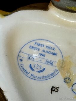 Goebel Hummel "Stitch in Time" – Prvá edícia 1996 (125. vý - 4