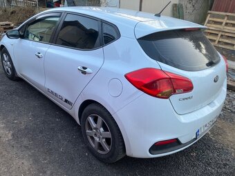Kia ceed rok 2013 motor 1,6 crdi - 4