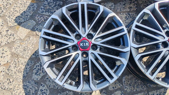 5x114,3 R18 --- KIA CEED ... - 4