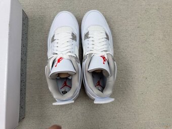 Predam topanky Nike Air Jordan 4 - 4