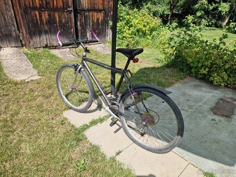 Starší horský bicykel - 4