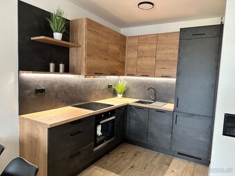 Na prenájom nový 2i byt, komplet zariadený, TN JUH - 4