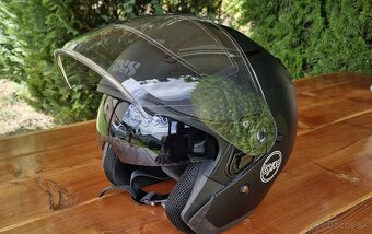 Prilba na motorku - 4