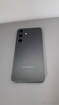 Samsung Galaxy S24 - 4