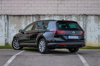 Volkswagen Passat Variant 2.0 TDI EVO Elegance DSG Virtual - 4