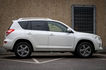 Toyota RAV4 2.2 D-4D 110kw MT/6 2013 - 4