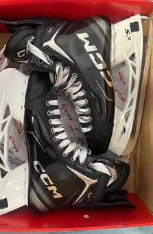 Korčule CCM TACKS XF - 4