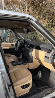 Land Rover Discovery - 4