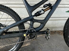 YT Capra 27 CF Pro Race L enduro - 4