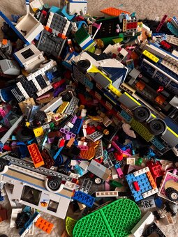 Lego plna krabica - 4