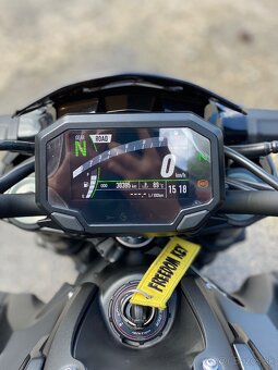 Kawasaki Z900 - 4