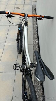 Predám Specialized Stumpjumper S4 (veľkosť L) – karbónový fe - 4