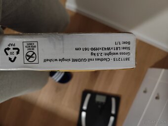 Predám vešiak na oblečenie - 4