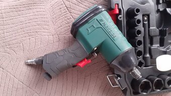 Parkside - rázový uťahovák. - 4