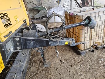 NEW HOLLAND BR6090, 17 686 balíkov - 4