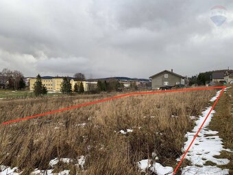 Pozemok na predaj - 340m2 - Vrbov č.5 - 4