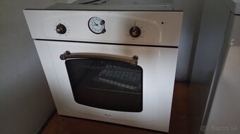 vstavaná elektrická rúra a plynová doska set Whirlpool - 4