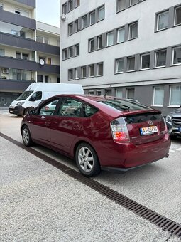 Prius - 4