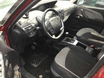 Citroen C4 Picasso rok 2014 1.6 hdi bordová metalíza - 4