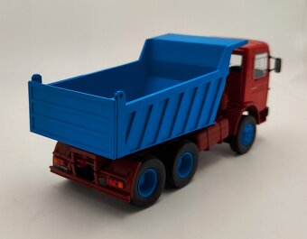 Roman Diesel 19.256 DFK 1:43 - 4