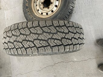 235/75R15 - 4