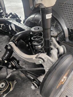 NÁHRADNÉ DIELY ID.3 - 4