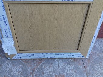 Predám vchodove dvere 99x200 orech a 100x208 svetly dub 3skl - 4