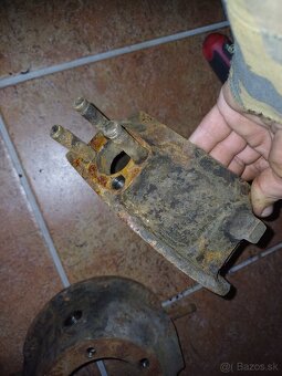 Predám misky na prednú nápravu jeep willys MB, Ford GPW - 4