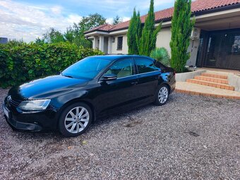 Predám VW Jetta 1.6Tdi DSG - 4
