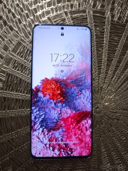 Samsung galaxy s20 - 4