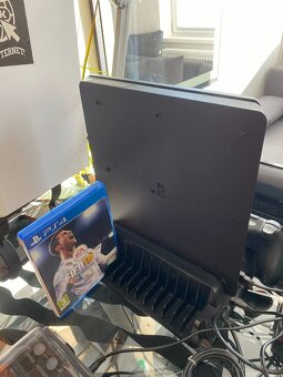 PlayStation 4 Slim 500Gb - 4