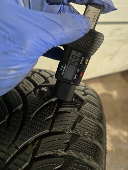 Zimné Pneu Nokian 185/65 R15 - 4