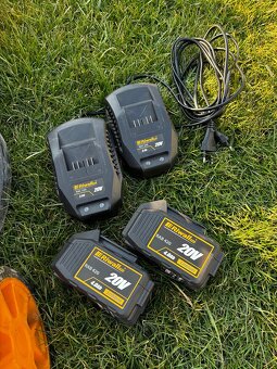 AKU Riwall Pro 3820 - 4