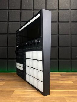 Native Instruments Maschine MK3 - 4