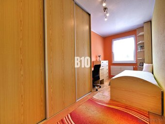 EXKLUZÍVNE na predaj 4-izbový byt, 80 m² + loggia, pivnica - - 4