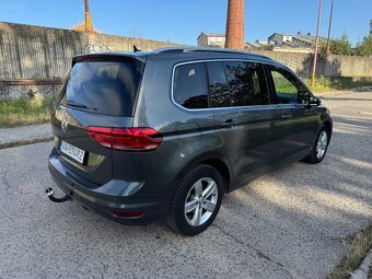 Volkswagen Touran model 2019 7 miestny - 4