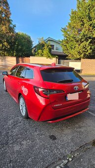 Toyota Corolla TS 1.8 Hybrid Executive (2019) - 4