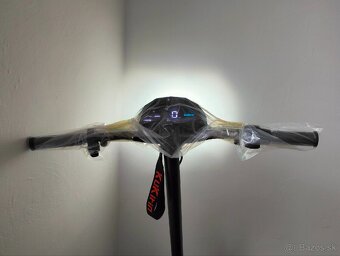 kolobežka Kukirin (Kugoo + Kirin) G2 vylepšený model 2025 - 4