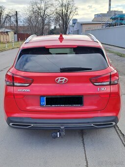 Prodám Hyundai i30 Kombi - 4