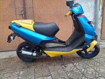 Aprilia SR 50 - 4