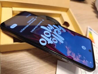 Motorola Moto E 15 nový smartfon - 4