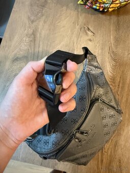 Kabelka Guess - 4