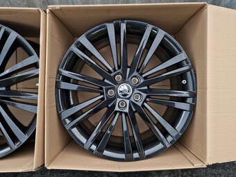 5x112 R19 Škoda Canopus Superb Nepoužite - 4