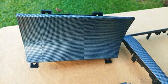 Škoda Octavia 1 RS rámik okolo rádia a popolník - 4