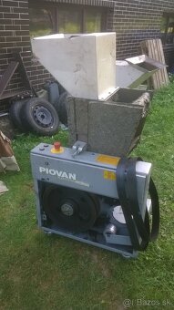 granulátory Piovan - 4