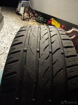 Letné pneu 245/40 r19 - 4
