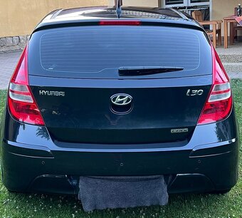 Predám Hyundai I30 1,6 CRDi - 4