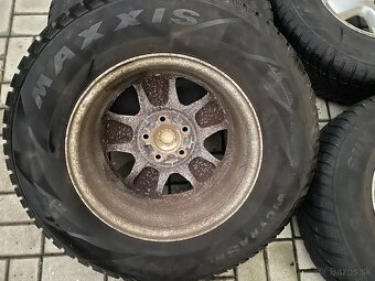 Disky Jeep Cherokee - 4